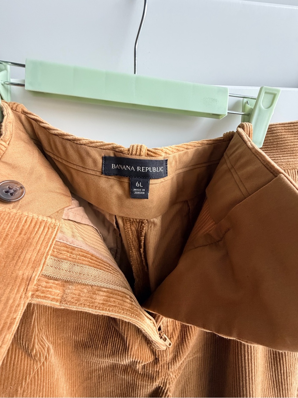 Banana Republic Rivoli Wide-Leg Corduroy Trousers - Picture 4 of 4